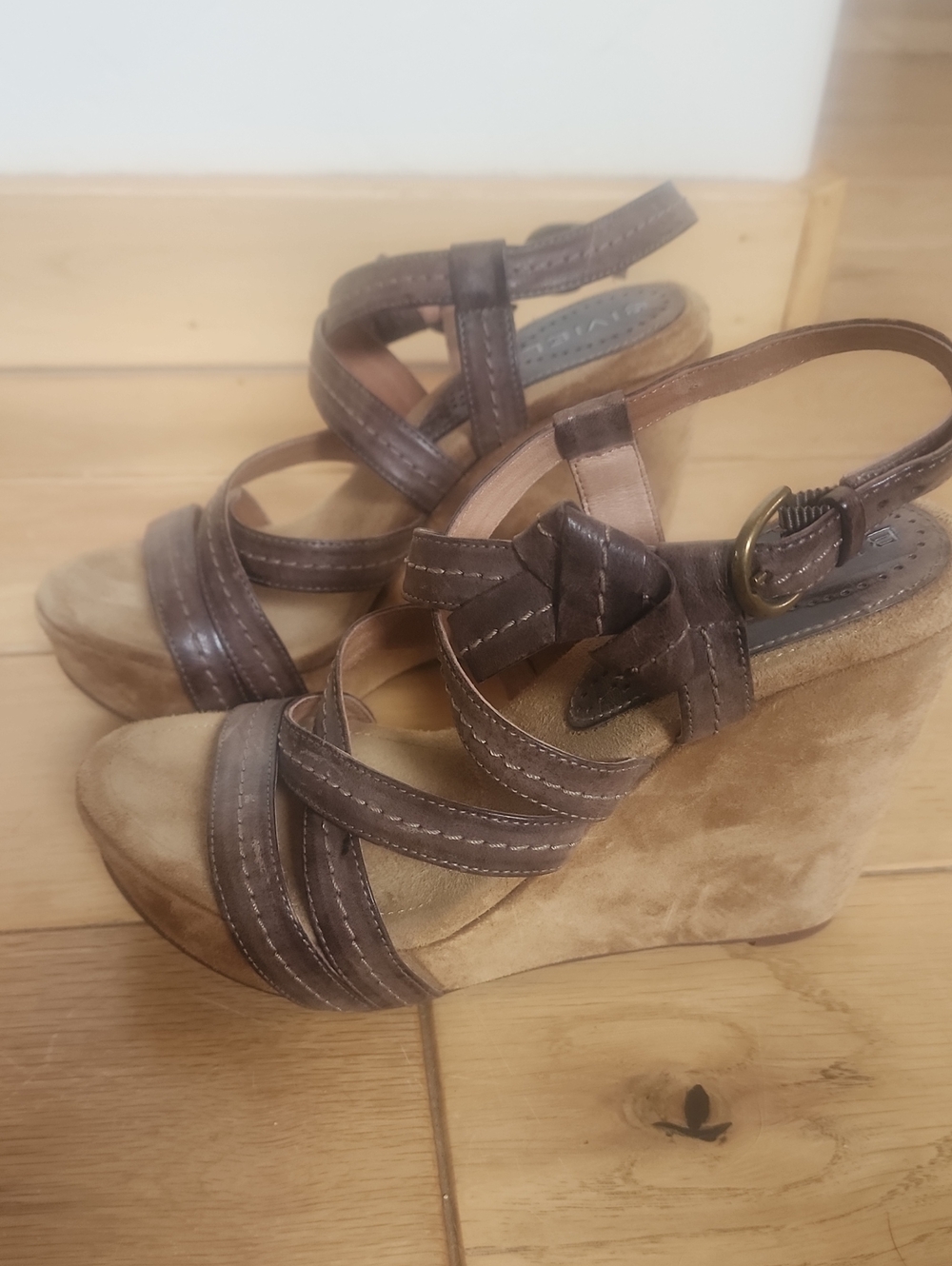 Women's Brown Strappy Wedge Sandals with Buckle